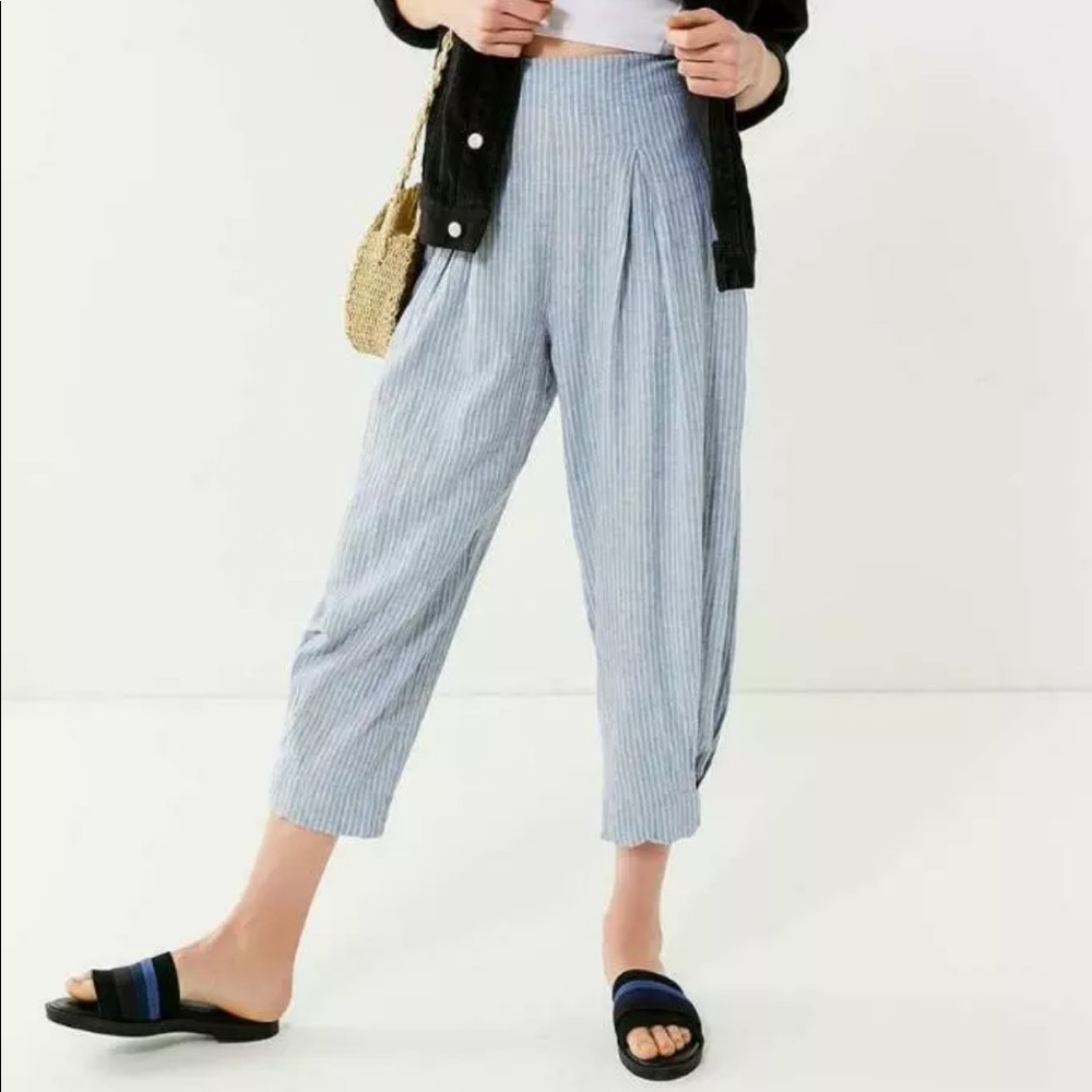 Urban Outfitters Kimmy High-Rise Pleated Pant